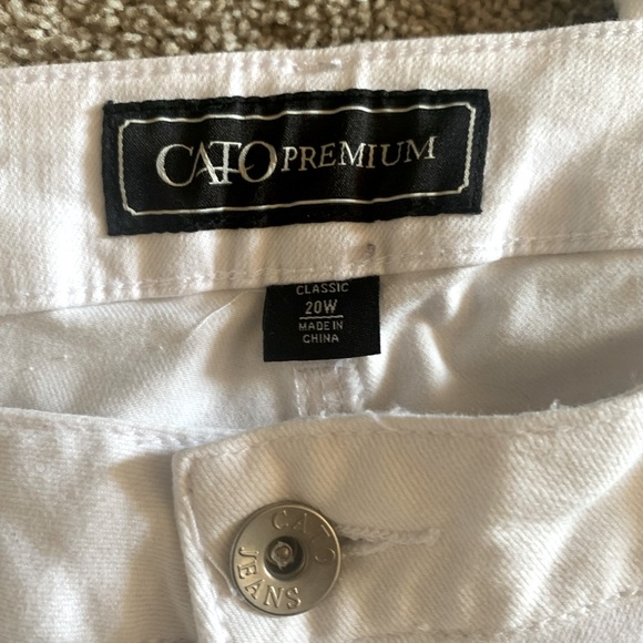 Cato White Distressed Jeans - Picture 4 of 5